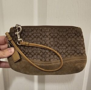 Coach Signature Canvas And Suede Brown Wristlet